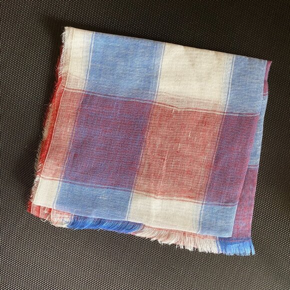 NWT Made In Italy 100% Linen Frayed Scarf Wrap Red Blue White Plaid 20 x 78 in - Picture 2 of 8